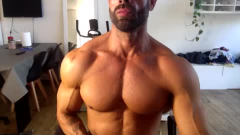 popopo0 online show from 12-04-25, 10:35