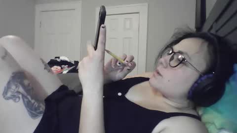 Poppy Stax online show from 10-21-25, 12:11
