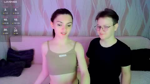 Snapshot of pornostendup chatting on 10-14-25, 07:25 Ana and Tati online show from 10-14-25, 07:25