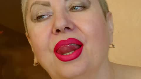 LADY POSH online show from 02-12-25, 10:04