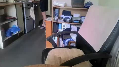 Snapshot of poshman65 chatting on 07-13-26, 09:12 poshman65 online show from 07-13-26, 09:12