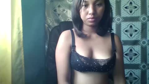Snapshot of power_sexy chatting on 03-04-26, 04:51 LARISSAH online show from 03-04-26, 04:51