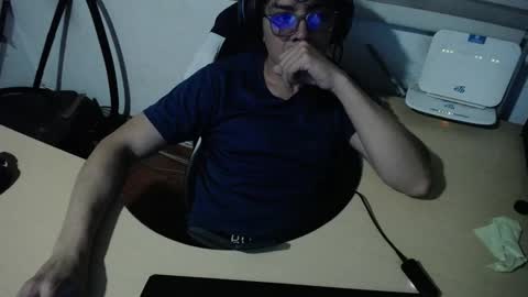 powerfulzeus2 online show from 11-04-25, 01:16