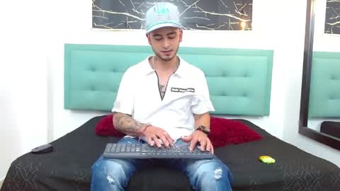   online show from 05-06-26, 04:08