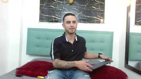   online show from 05-19-26, 03:46