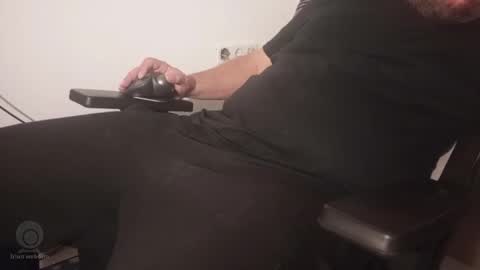 powerscorpio1 online show from 10-11-25, 06:39