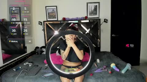 poyson_ivy1 online show from 05-15-26, 12:17