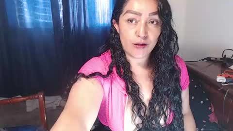 Snapshot of ppepittaaredd chatting on 06-20-26, 06:44 maryana online show from 06-20-26, 06:44
