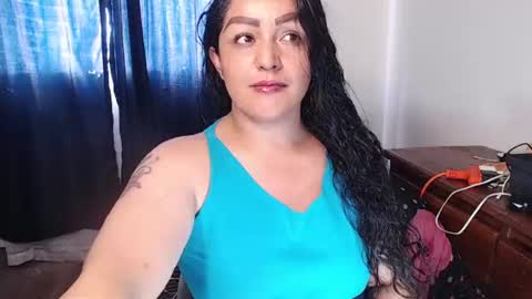 Snapshot of ppepittaaredd chatting on 06-25-26, 04:00 maryana online show from 06-25-26, 04:00