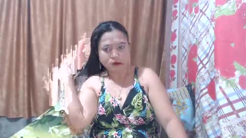 Snapshot of precious0088 chatting on 06-27-26, 02:05 precious0088 online show from 06-27-26, 02:05