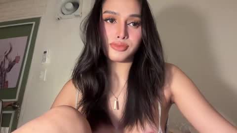 Snapshot of precious_amber69 chatting on 12-02-24, 11:07 Oh my Amber online show from 12-02-24, 11:07