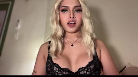 Snapshot of precious_amber69 chatting on 02-05-25, 12:10 Oh my Amber online show from 02-05-25, 12:10