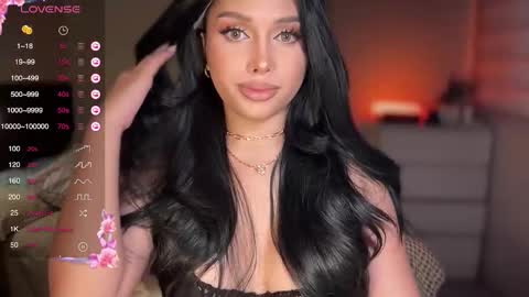 Snapshot of precious_amber69 chatting on 10-27-25, 01:09 Oh my Amber online show from 10-27-25, 01:09