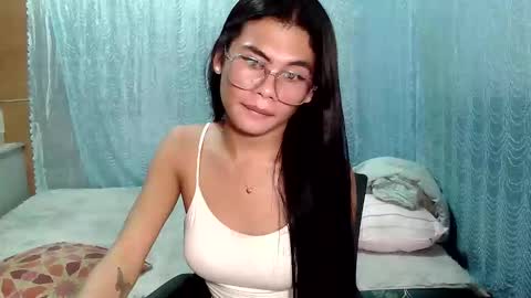 precious_athena online show from 10-11-25, 11:42