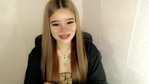 MAXXINE online show from 03-04-25, 12:29