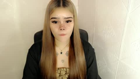 MAXXINE online show from 03-09-25, 04:27