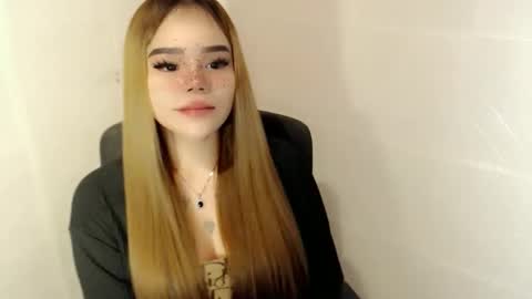 MAXXINE online show from 04-04-26, 06:00