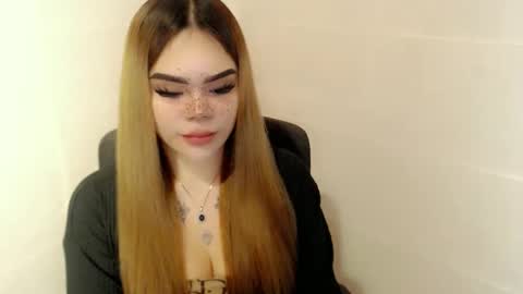 Snapshot of preciousangel69xxx chatting on 04-30-26, 05:36 MAXXINE online show from 04-30-26, 05:36