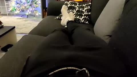 precummilker online show from 12-19-25, 06:26