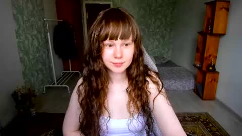 Snapshot of preety_niki chatting on 06-25-26, 02:22 preety_niki online show from 06-25-26, 02:22