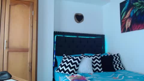 ---- online show from 02-06-26, 04:21