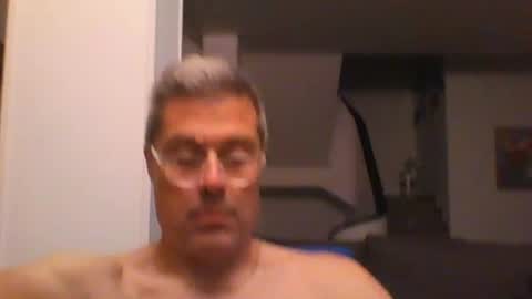 Snapshot of prendimisubito chatting on 06-19-26, 12:15 prendimisubito online show from 06-19-26, 12:15