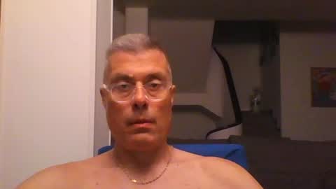 Snapshot of prendimisubito chatting on 06-23-26, 11:47 prendimisubito online show from 06-23-26, 11:47