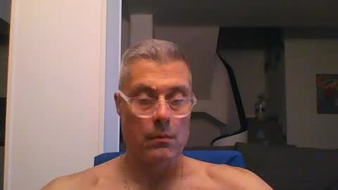 Snapshot of prendimisubito chatting on 06-25-26, 10:03 prendimisubito online show from 06-25-26, 10:03