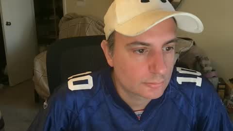 Snapshot of preppyguyintokink1 chatting on 12-21-25, 05:42 preppyguyintokink1 online show from 12-21-25, 05:42
