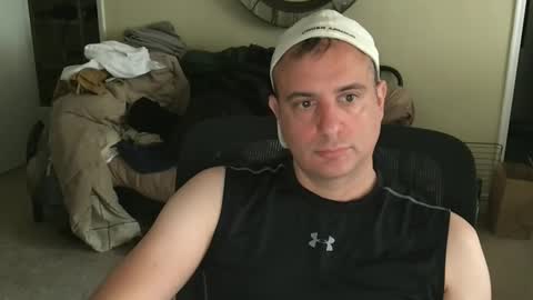 Snapshot of preppyguyintokink1 chatting on 05-31-26, 06:31 preppyguyintokink1 online show from 05-31-26, 06:31