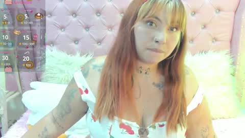 Pretti Violet online show from 09-19-25, 01:29