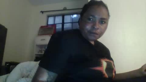Snapshot of pretty1_lioness chatting on 04-08-26, 08:47 pretty1_lioness online show from 04-08-26, 08:47