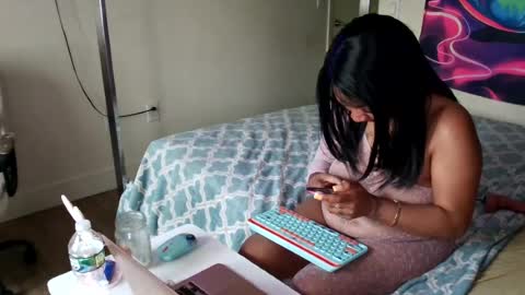 Yasmine pretty online show from 07-15-26, 06:46