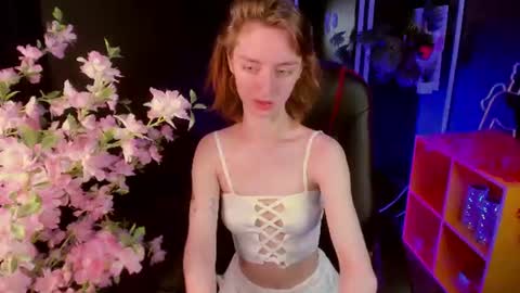 Lady vikki  online show from 06-25-26, 05:56