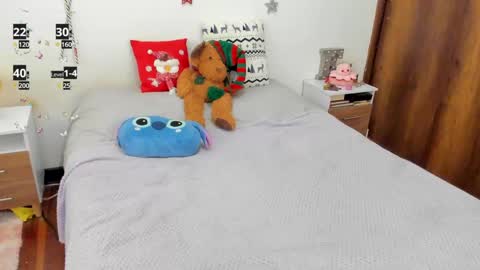 Snapshot of pretty_azulita chatting on 12-02-24, 07:49 pretty_azulita online show from 12-02-24, 07:49