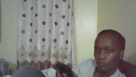 Snapshot of pretty_beib chatting on 11-03-25, 04:19 Karol online show from 11-03-25, 04:19
