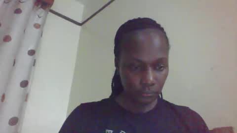 Snapshot of pretty_beib chatting on 11-04-25, 05:12 Karol online show from 11-04-25, 05:12