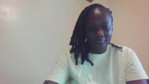Snapshot of pretty_beib chatting on 04-01-26, 04:24 Karol online show from 04-01-26, 04:24