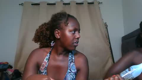 Snapshot of pretty_empress chatting on 08-02-26, 07:01 pretty_empress online show from 08-02-26, 07:01