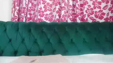 Maya online show from 12-30-24, 07:37