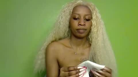 pretty_g2 online show from 10-23-25, 09:30