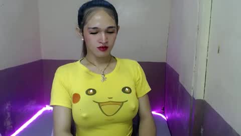 pretty_lady_kitty online show from 04-23-26, 02:52