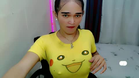 Snapshot of pretty_lady_kitty chatting on 06-22-26, 04:26 pretty_lady_kitty online show from 06-22-26, 04:26