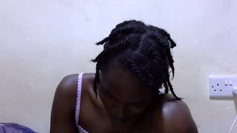 pretty_leila1 online show from 02-27-26, 08:58