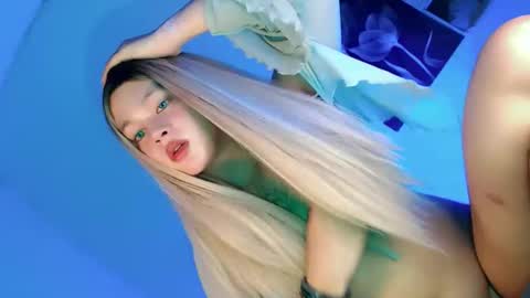 Flor online show from 10-21-25, 09:37