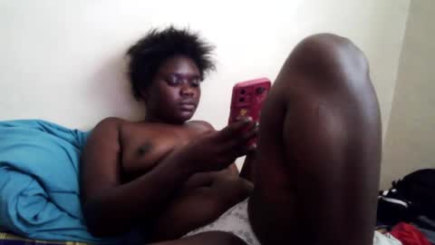 Snapshot of pretty_melan chatting on 06-23-26, 08:12 pretty_melan online show from 06-23-26, 08:12