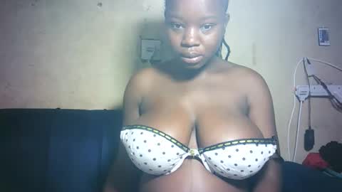 pretty_milan online show from 02-20-26, 08:05