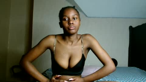 Snapshot of pretty_nyra chatting on 07-02-26, 04:02 Nyra online show from 07-02-26, 04:02