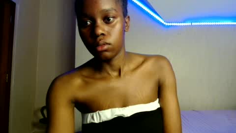 Snapshot of pretty_nyra chatting on 07-06-26, 07:38 Nyra online show from 07-06-26, 07:38