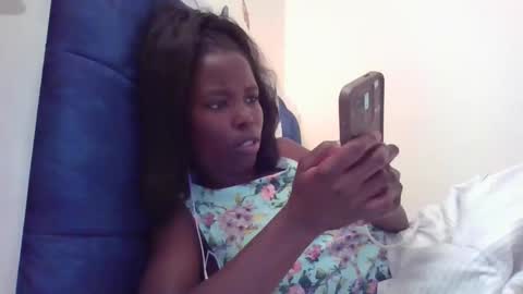 pretty_petite_ebony online show from 11-10-25, 01:54